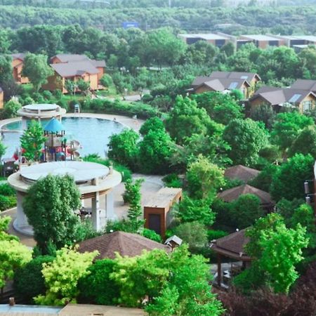 Suzhou Phoenix Hotspring Resort Zhangjiagang Exterior foto