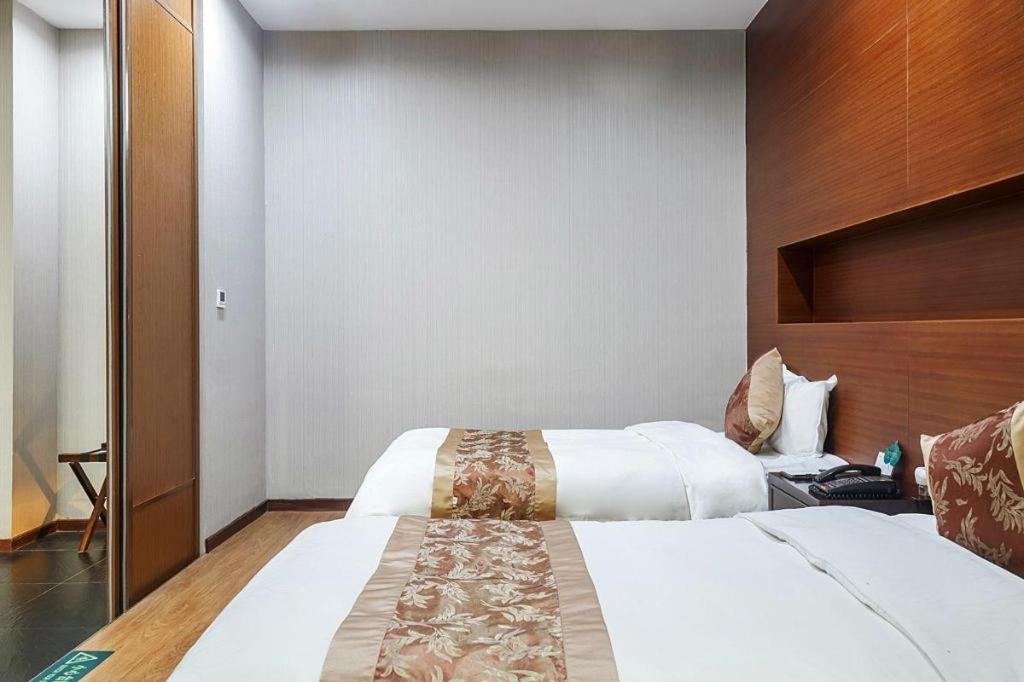 Suzhou Phoenix Hotspring Resort Zhangjiagang Exterior foto
