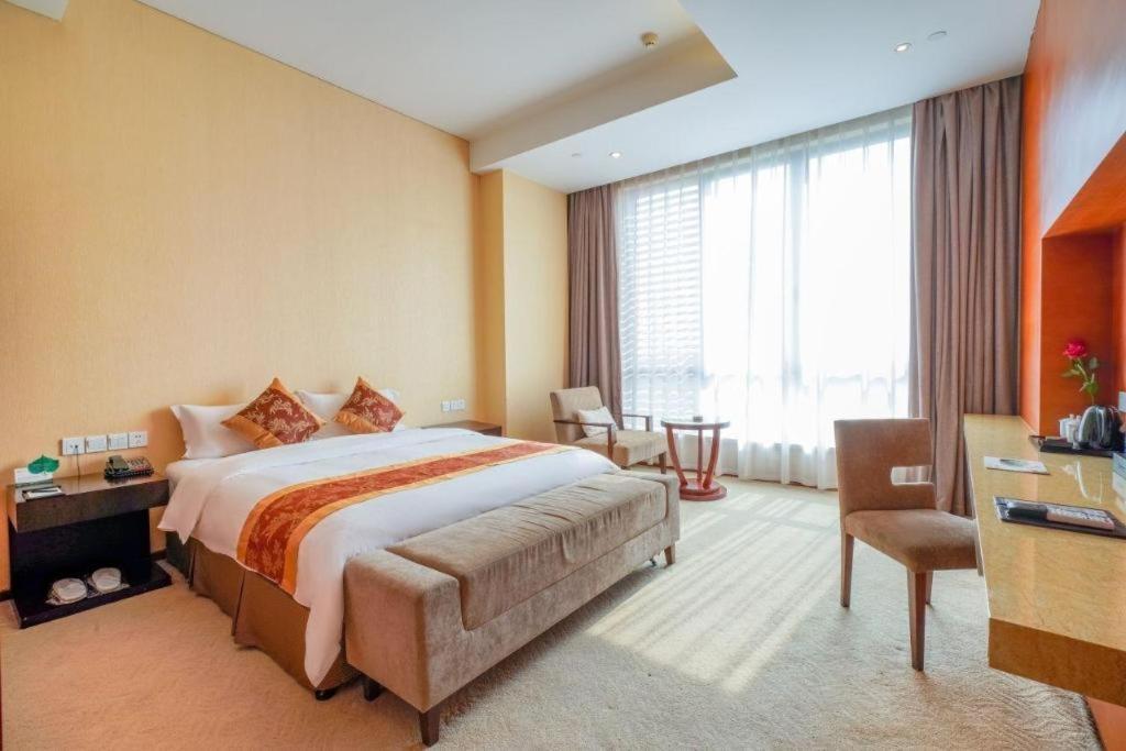 Suzhou Phoenix Hotspring Resort Zhangjiagang Exterior foto