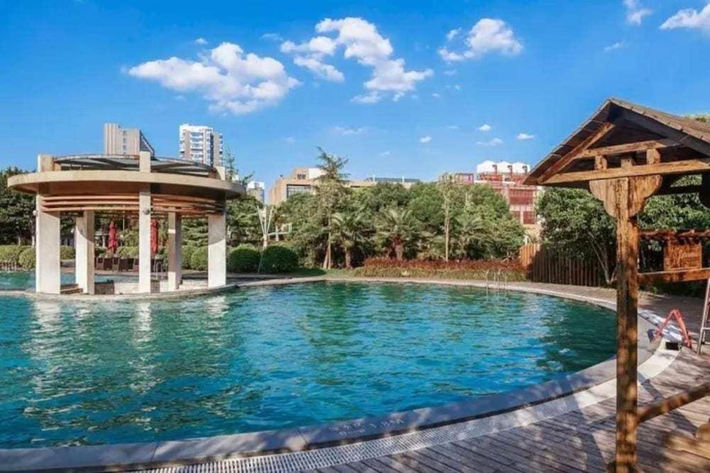 Suzhou Phoenix Hotspring Resort Zhangjiagang Exterior foto